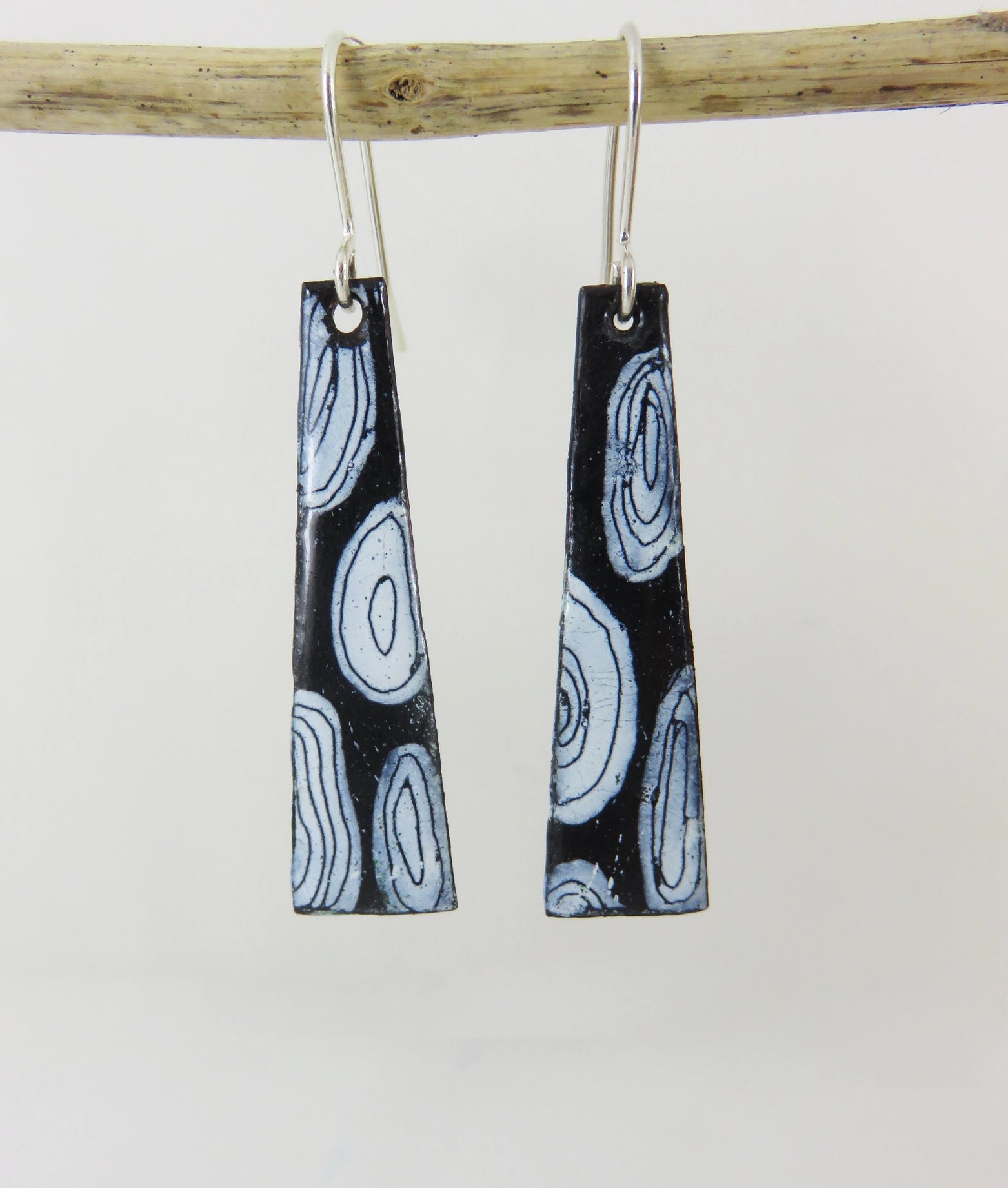 830 Degrees {CIRCLE + STRIPE} earrings