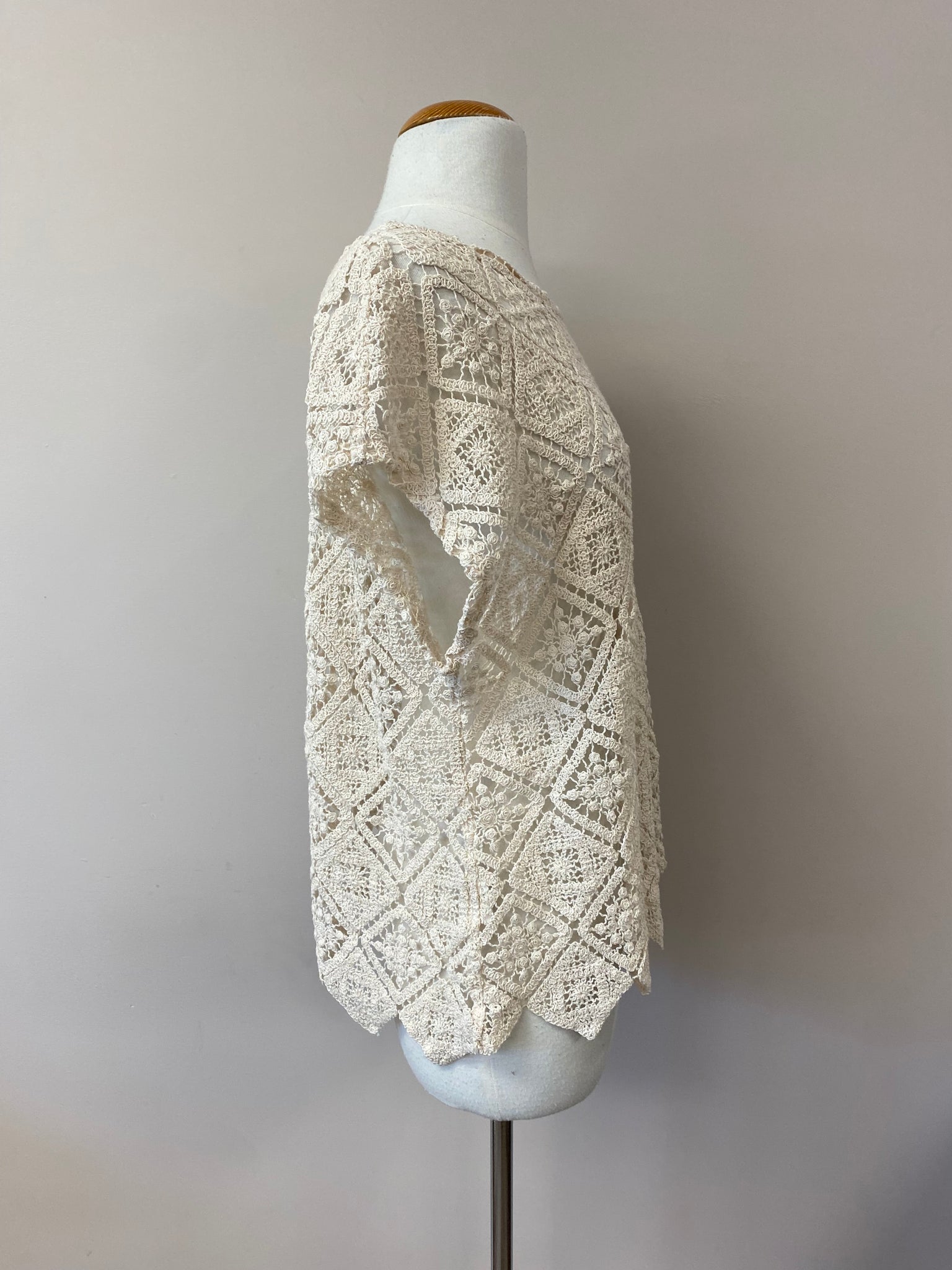 Melissa {TOP} crochet lace