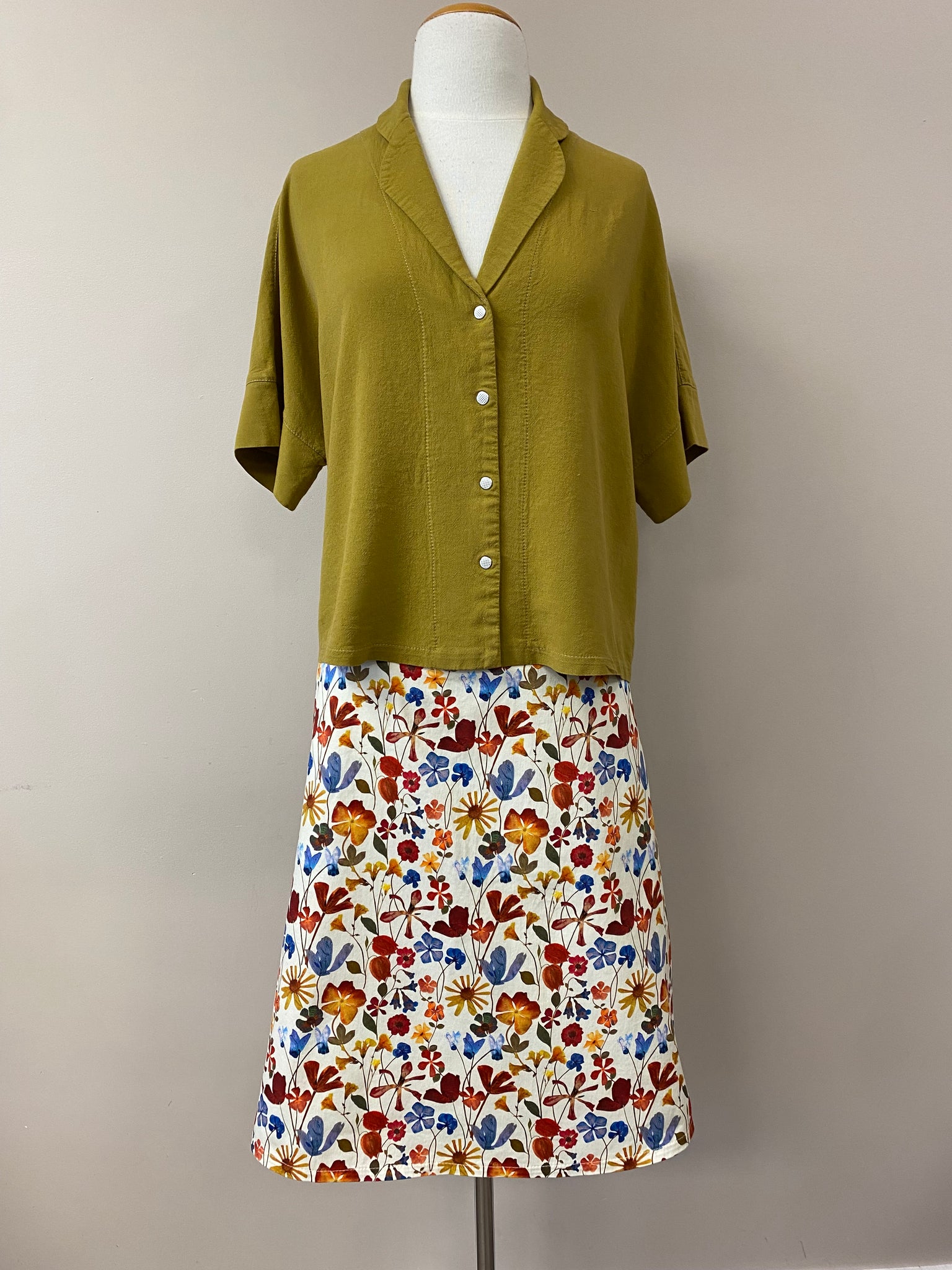 A-Line {SKIRT} pressed flowers