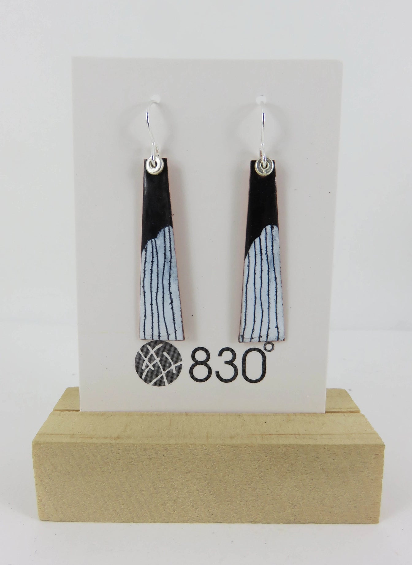 830 Degrees {CIRCLE + STRIPE} earrings