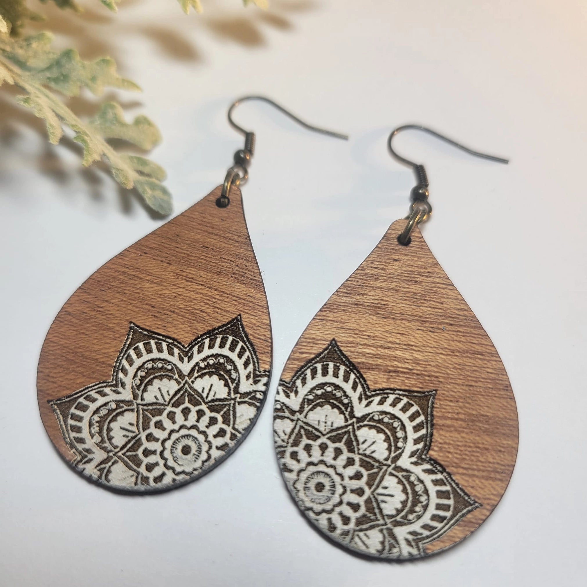 Elskas Designs {MANDALA TEARDROP}
