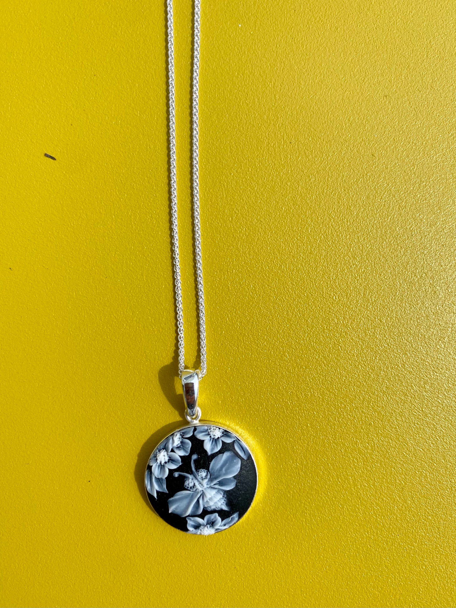 Jill Warne Arts {BUMBLE BEE}