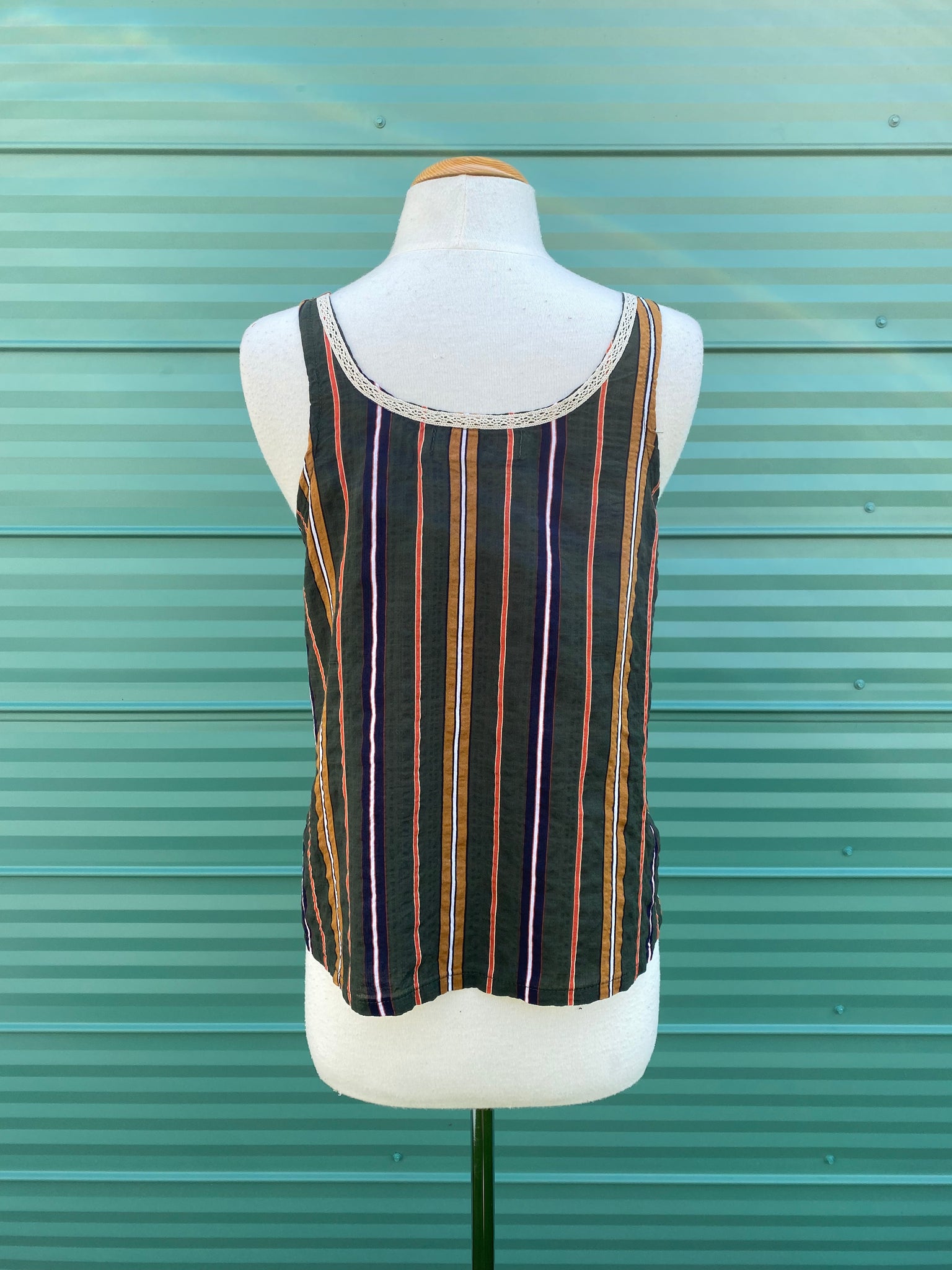 Laura {STRIPE}