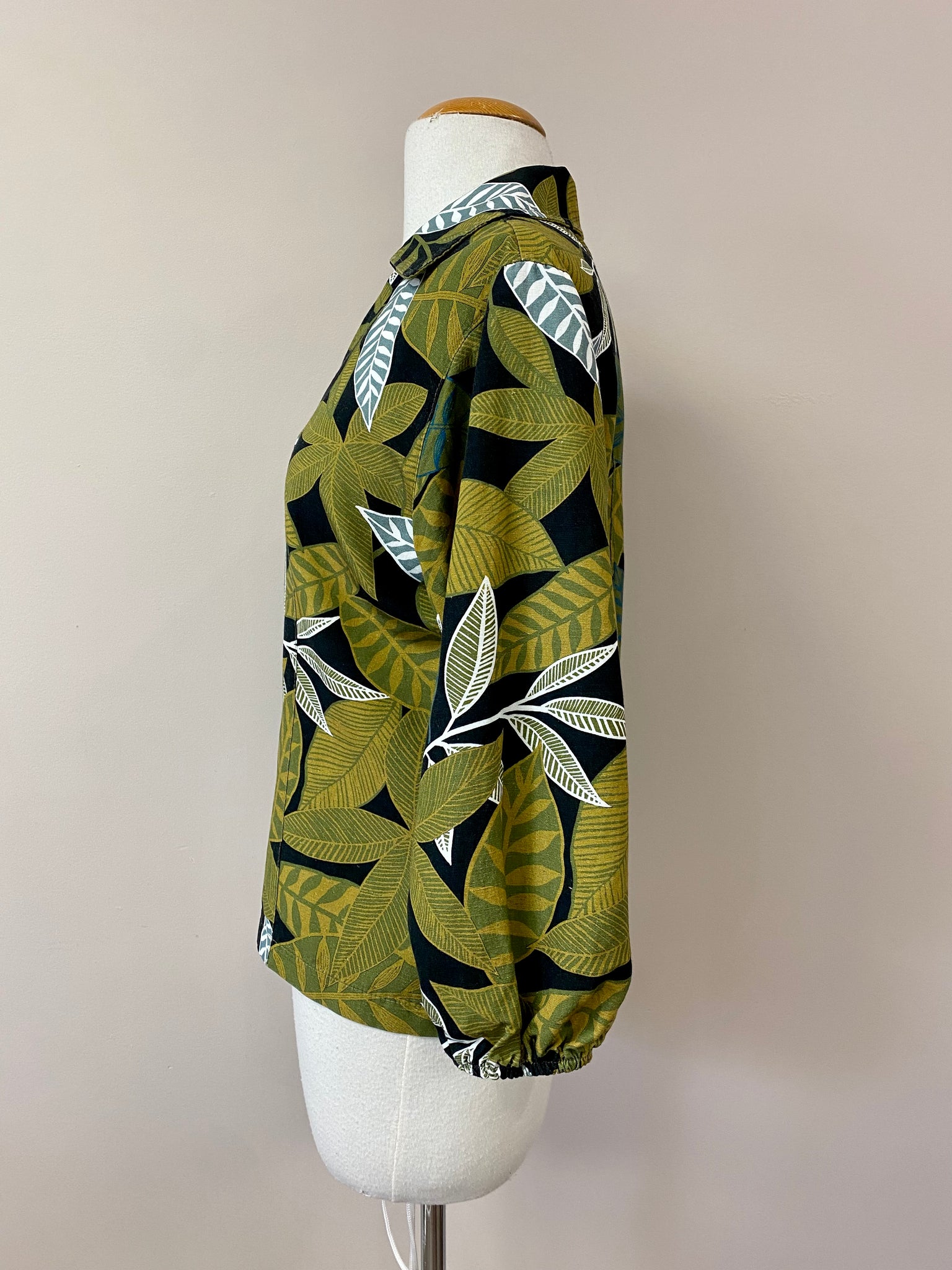Kari {BLOUSE} w/collar