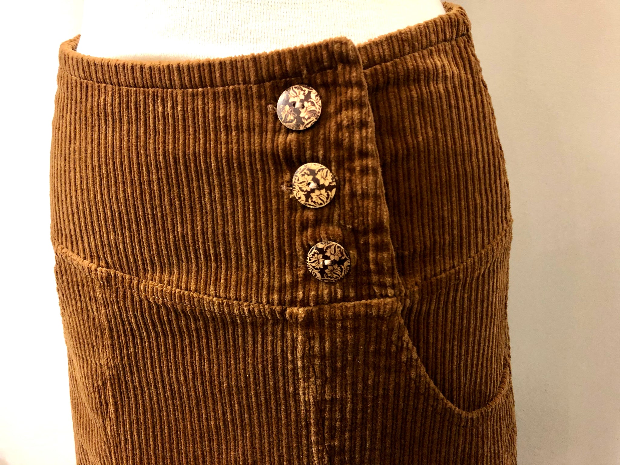 Bella Pocket {CORDUROY}