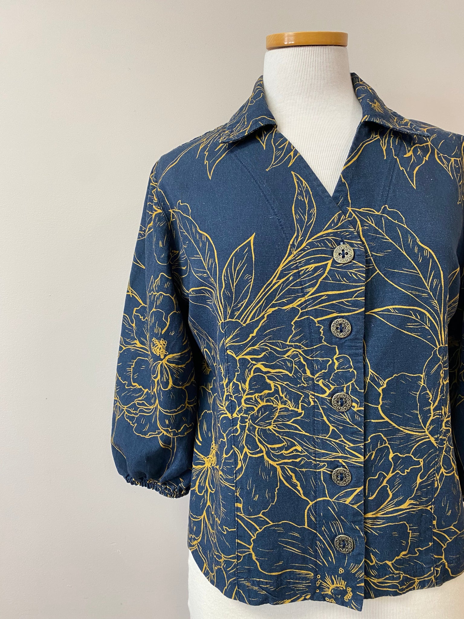 Kari {BLOUSE} w/collar