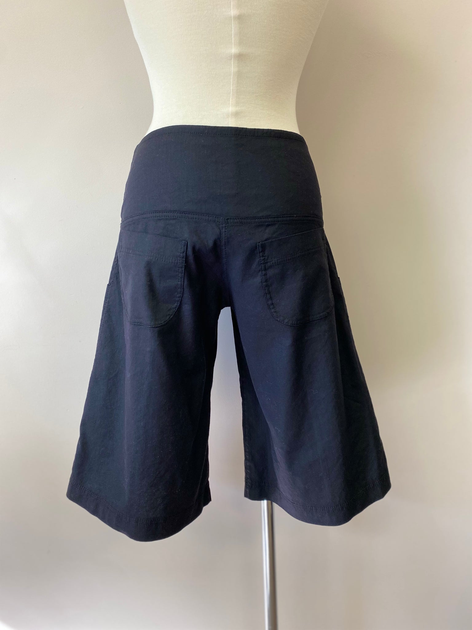 Bella Victoria SHORT {LYOCELL/LINEN}