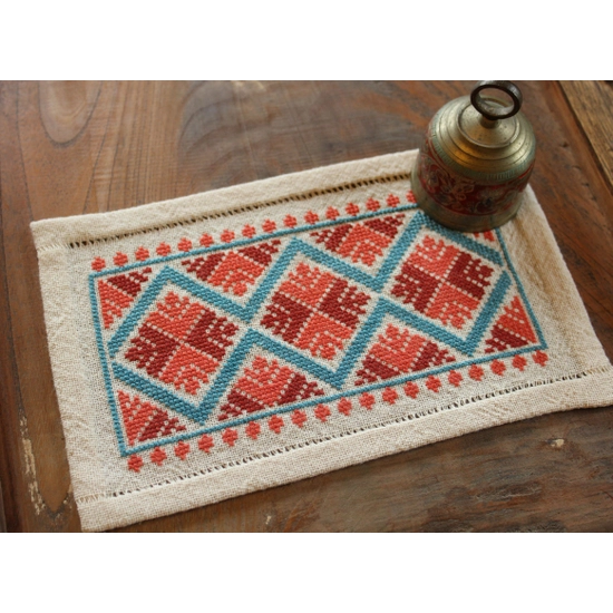 Avlea Folk Embroidery {BITKIT}