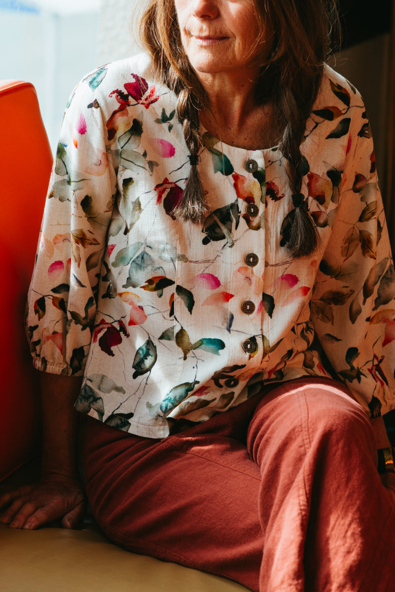 Kari {BLOUSE} viscose linen