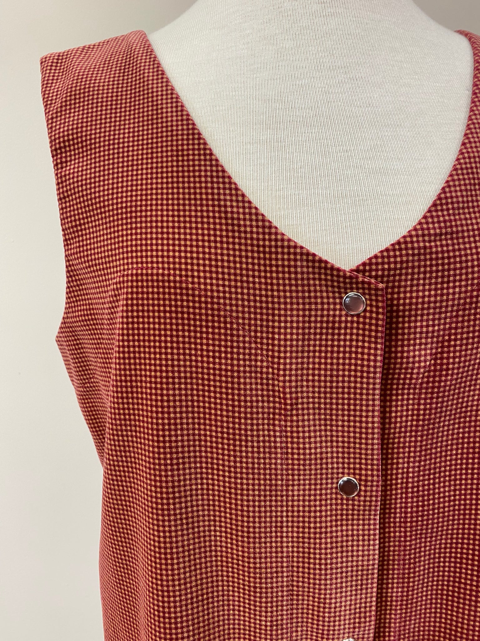 Nadia {VEST} velveteen