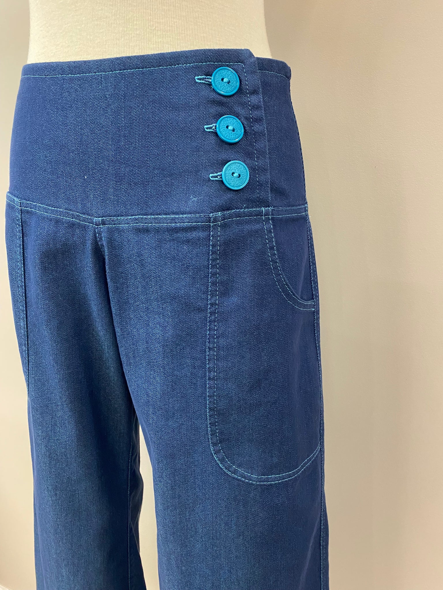 Bella CAPRI {STRETCH DENIM}