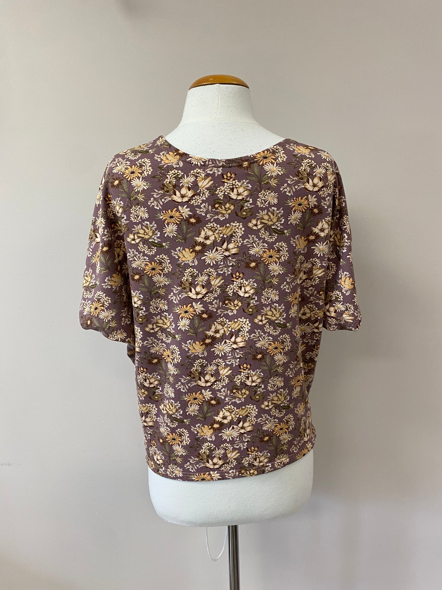 Stephanie Top {WILDFLOWER}