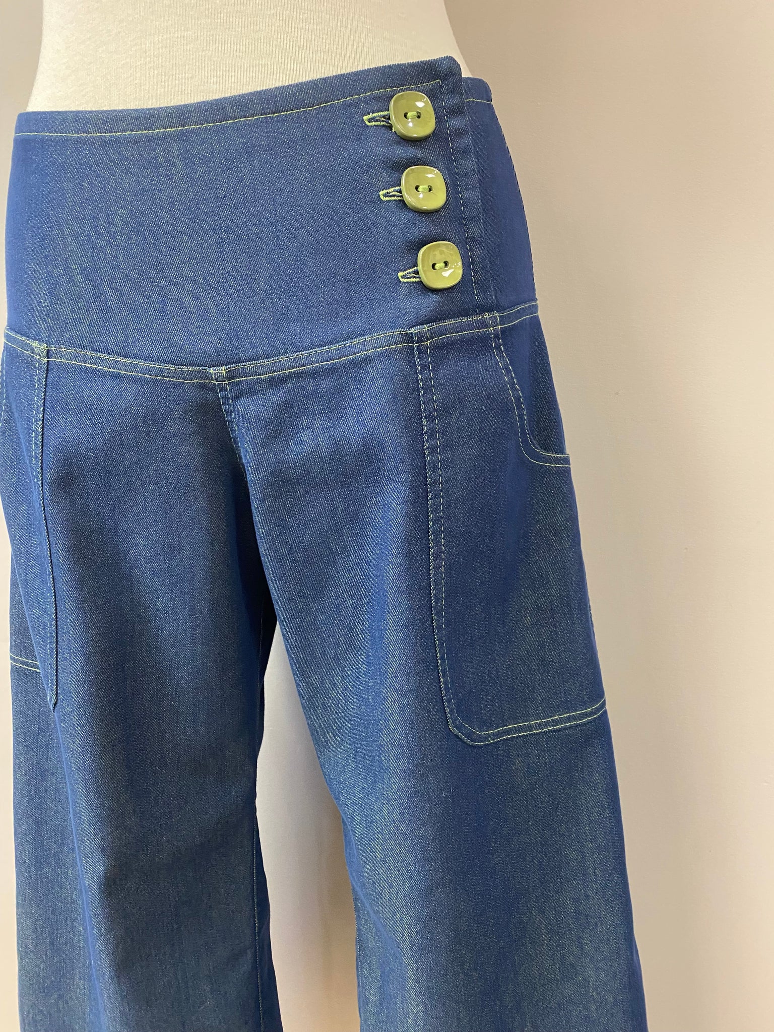 Bella CAPRI {STRETCH DENIM}
