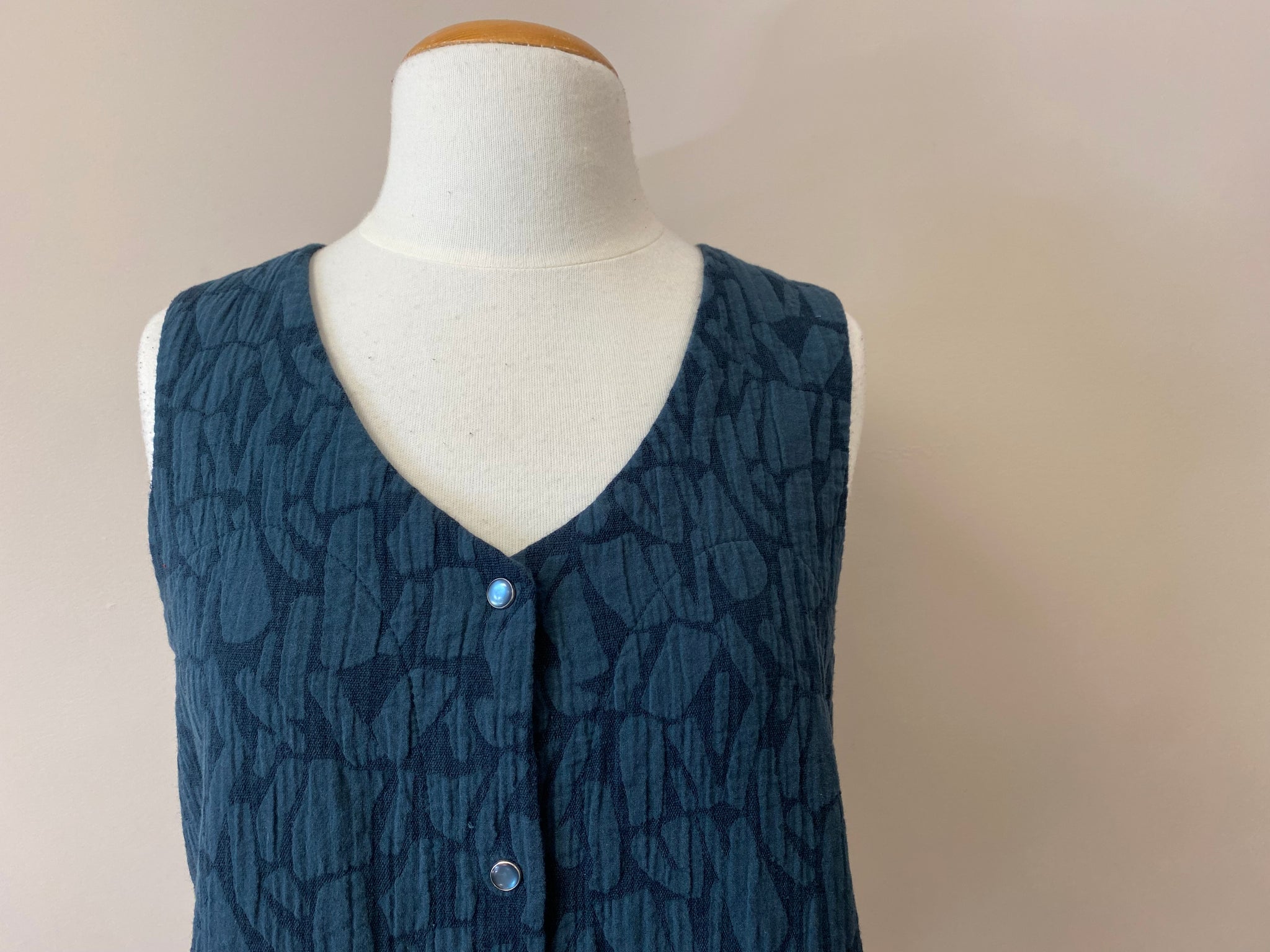 Nadia {VEST} jacquard