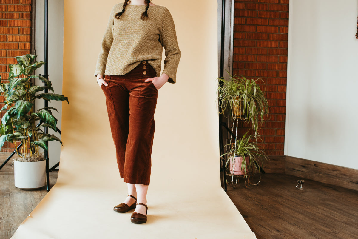Bella CAPRI {CORDUROY}