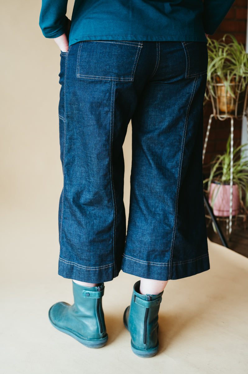 Victoria {CAPRI} w/contrast stitch *REVISED SIZING*